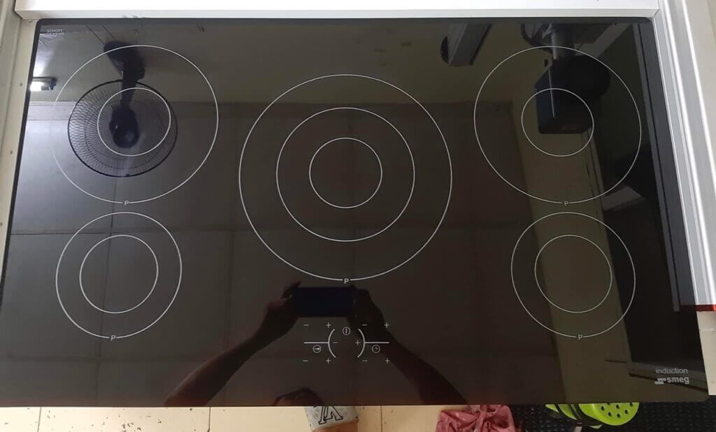 Thay mặt kính bếp từ mọi thương hiệu