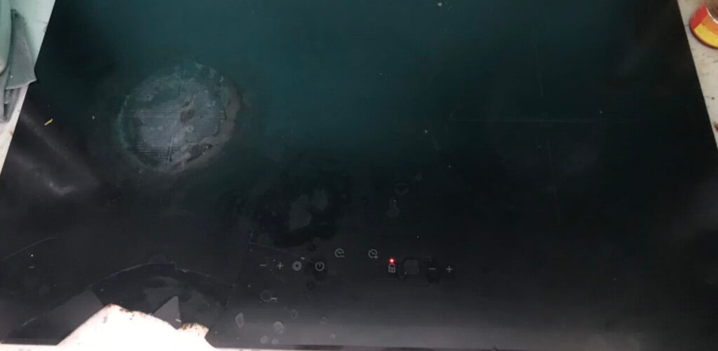 Mặt kính bếp từ teka bị bể do tác động ngoại lực