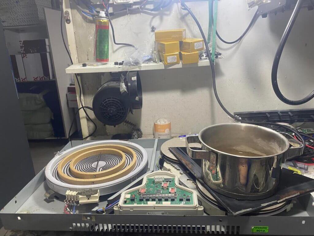 bếp hồng ngoại bị hỏng