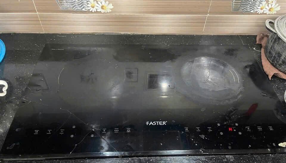 Thay Mặt Kính Bếp Từ Faster Chính Hãng Giá Rẻ