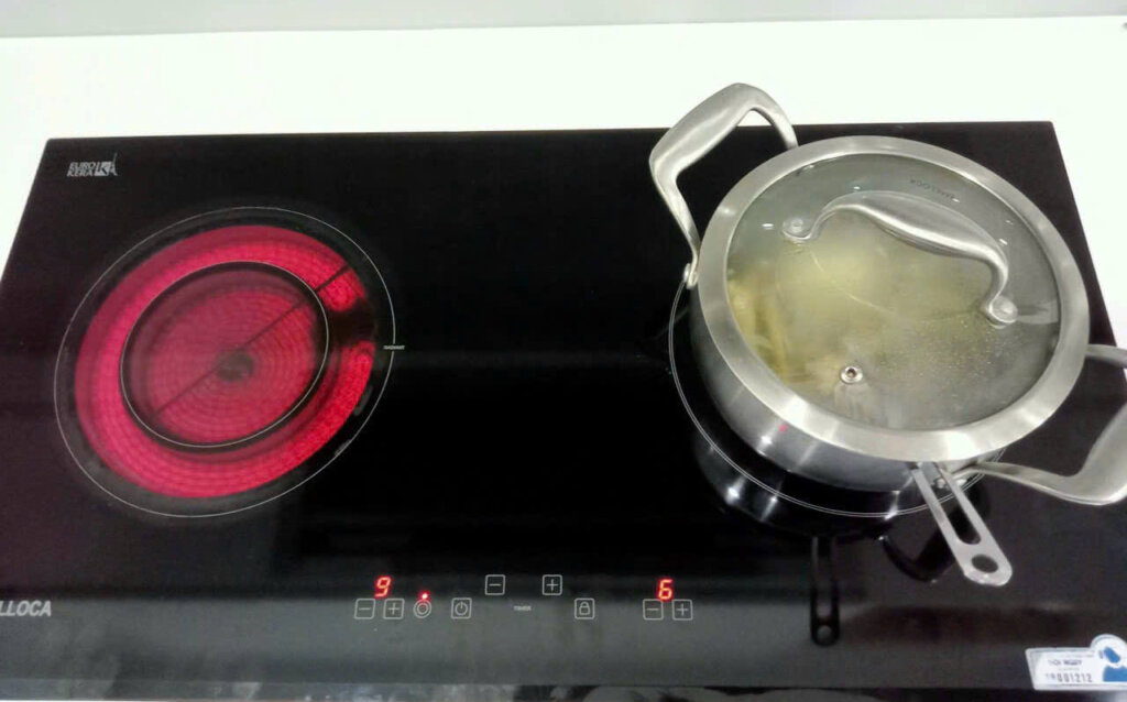 Nhân sửa đa dạng bếp điện từ 2,3,4 vùng nấu