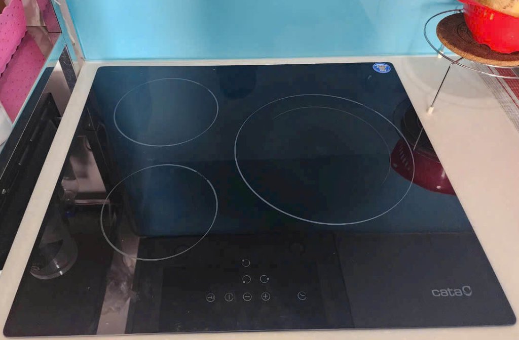 Chuyên Thay Mặt Kính Bếp Từ Cata Tại Nhà