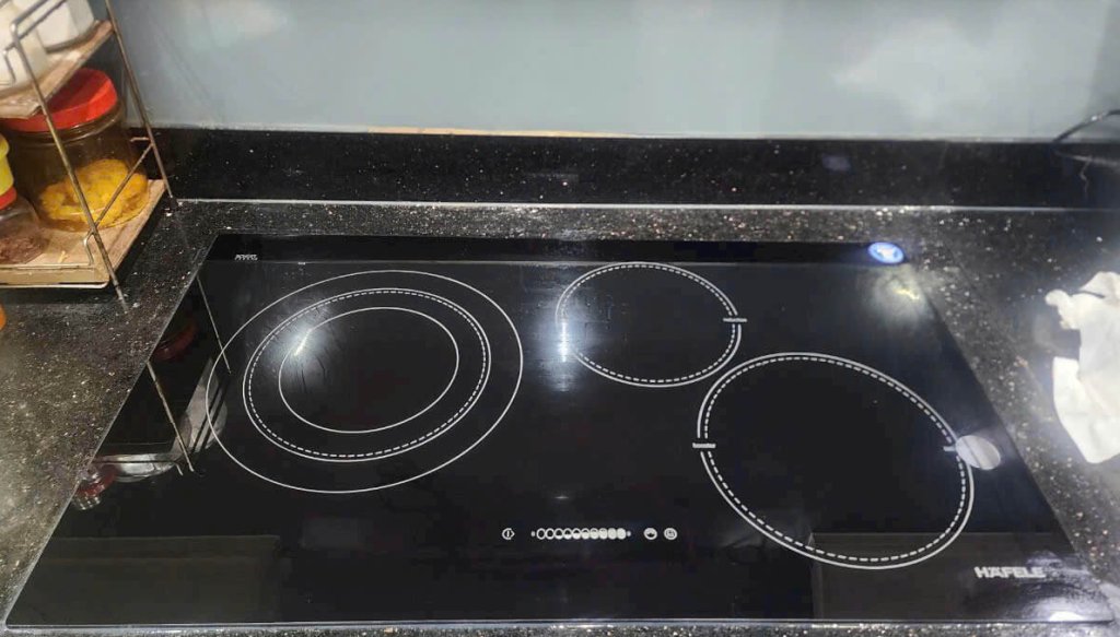 Chuyên Thay Mặt Kính Bếp Từ Hafele Tại Nhà Toàn Quốc