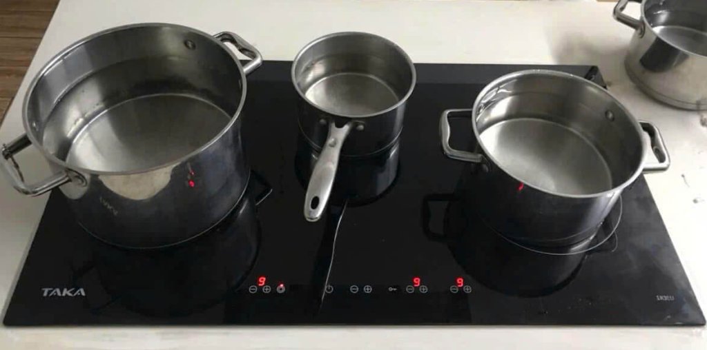 Chuyên Thay Mặt Kính Bếp Từ Taka Tại Nhà