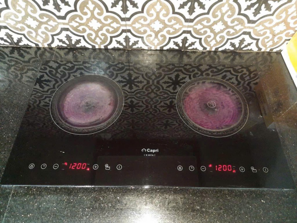 Chuyên Thay Mặt Kính Bếp Từ Capri Tại Nhà