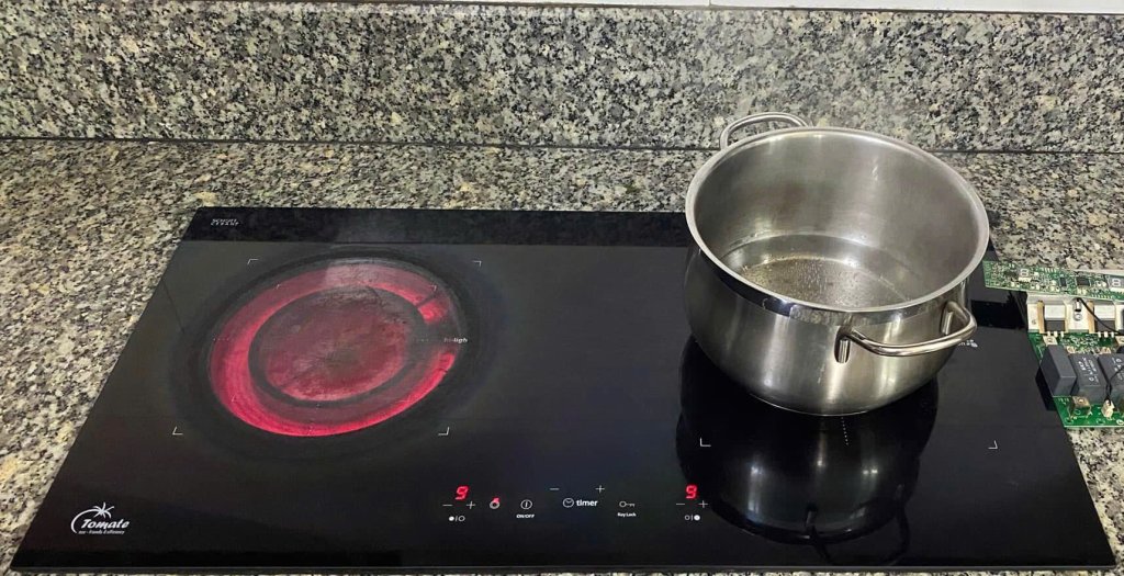 Chuyên Thay Mặt Kính Bếp Từ Tomate Tại Nhà Toàn Quốc